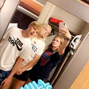 Meet your Posher, Olivia